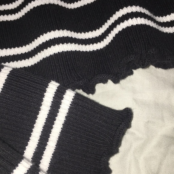 Black and White Long Sleeve - Picture 3 of 4